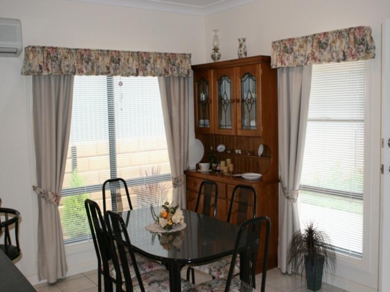 2/10 Harriett Street, Clare SA 5453