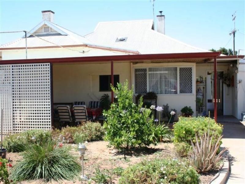 15 North Terrace, Cowell SA 5602