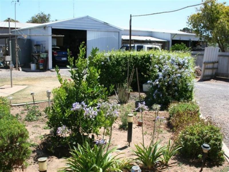 15 North Terrace, Cowell SA 5602