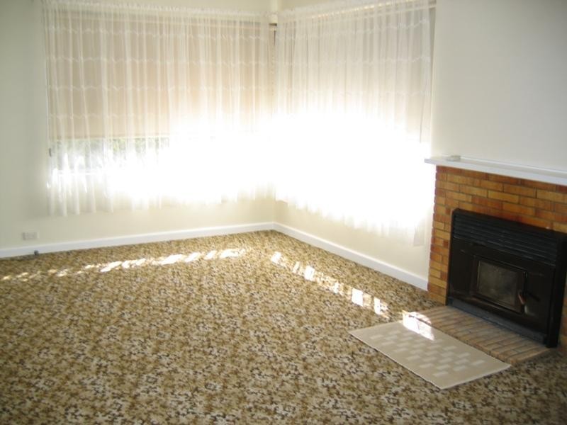 11 Main North Road, Clare SA 5453