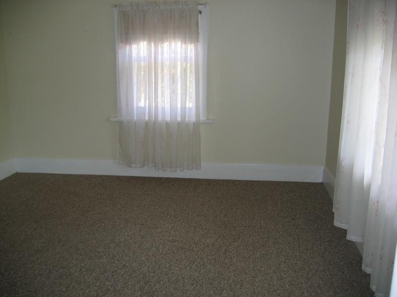 11 Main North Road, Clare SA 5453