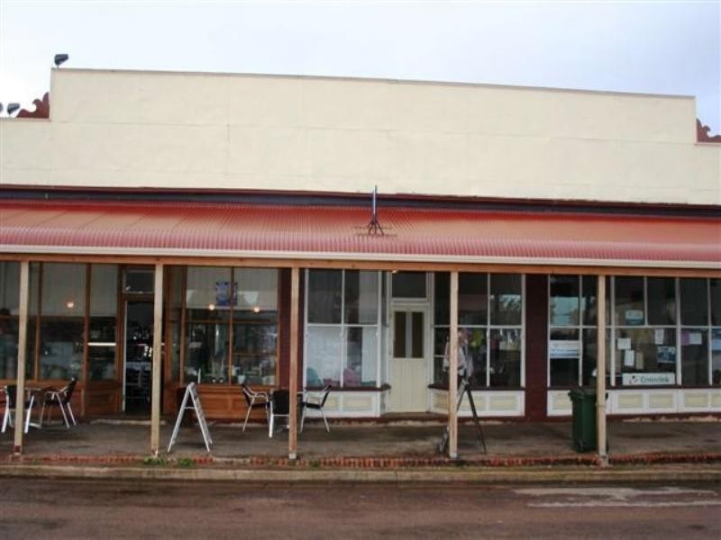 30 Main Street, Cowell SA 5602