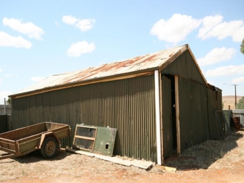 10 Penclawdd Street, Burra SA 5417