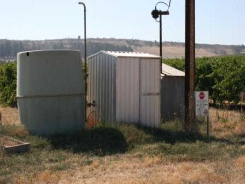 Corner Quarry Road and Spring Farm Road, Clare SA 5453