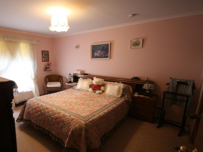 15 Racecourse Road, Balaklava SA 5461