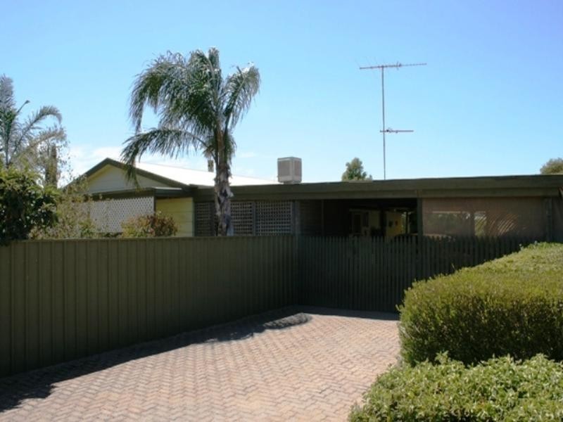 15 Racecourse Road, Balaklava SA 5461