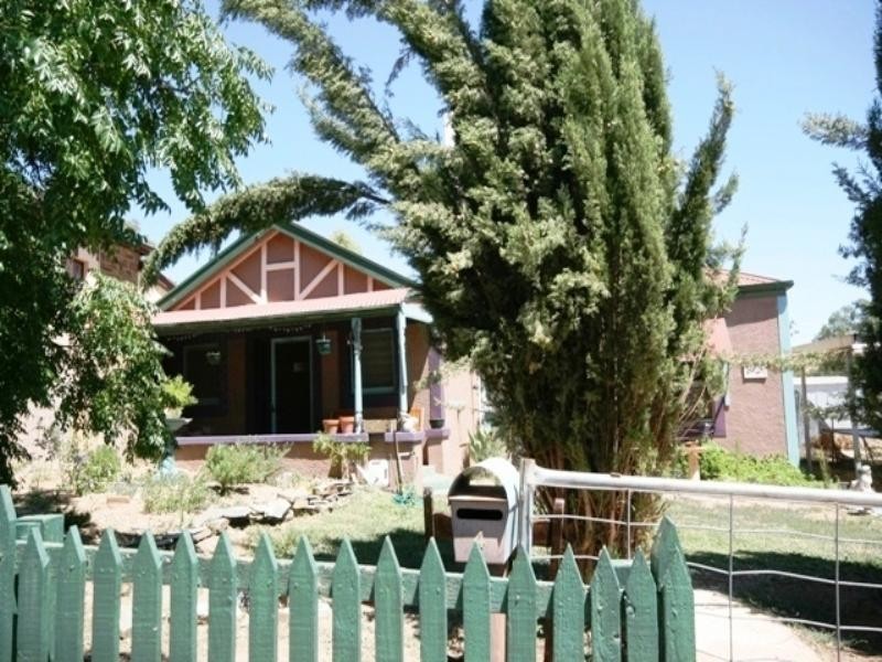 4 Ware Street, Burra SA 5417