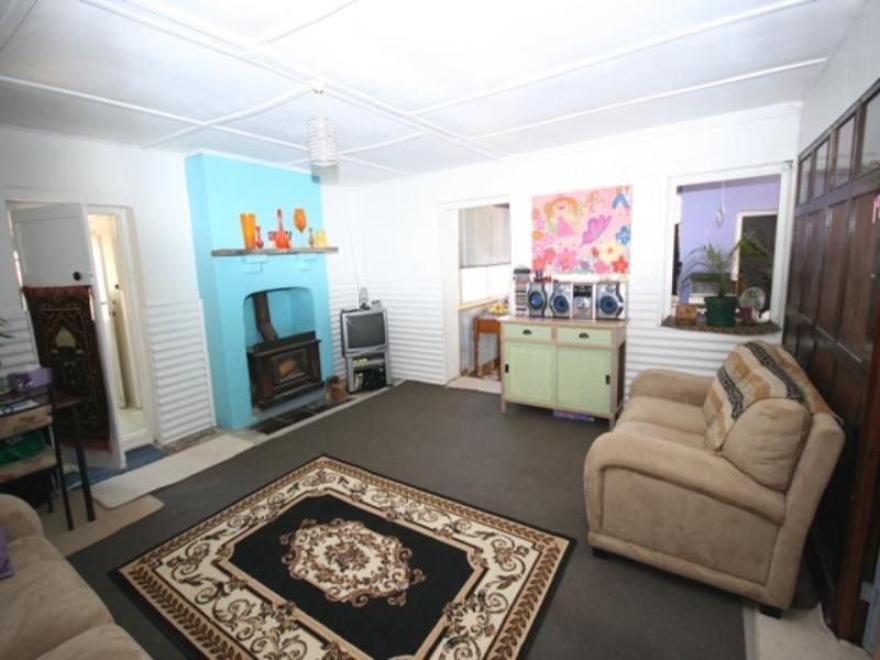 4 Ware Street, Burra SA 5417