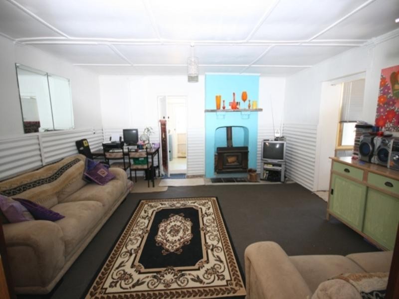 4 Ware Street, Burra SA 5417