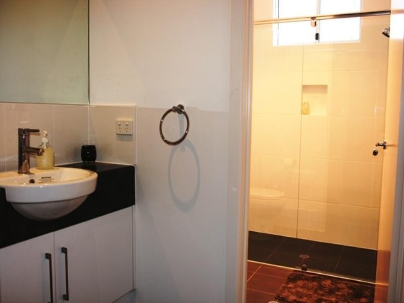 27 Hope Street, Clare SA 5453