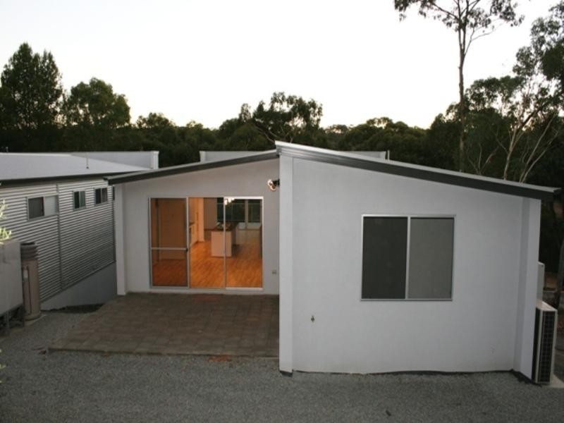 27 Hope Street, Clare SA 5453