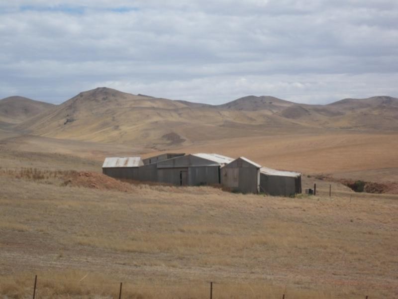 “Chloes” Wandilla Road, Burra SA 5417