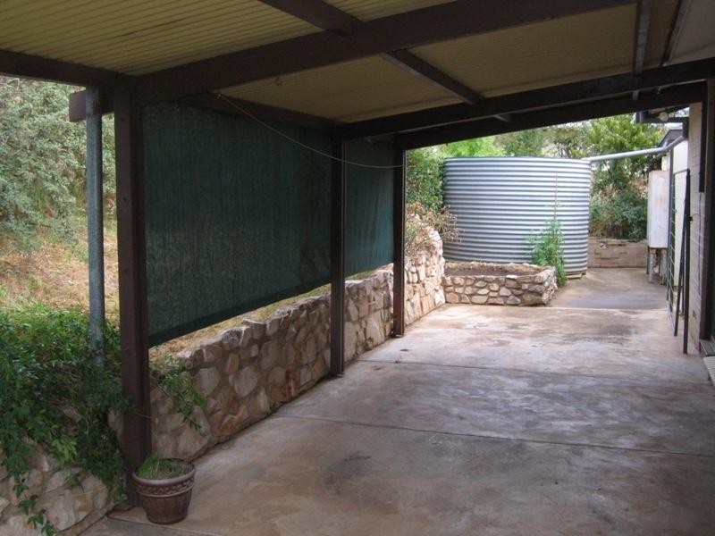 33 West Terrace, Clare SA 5453