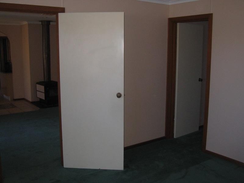 16 Clifton Road, Jamestown SA 5491