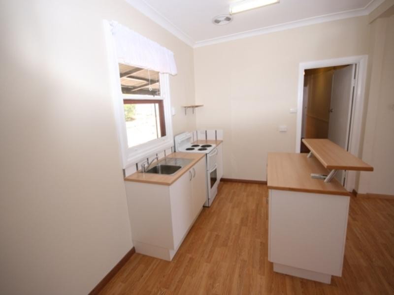 34 Daly Street, Clare SA 5453