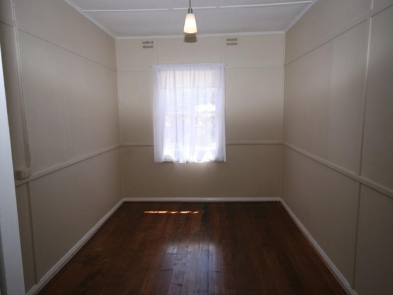 34 Daly Street, Clare SA 5453