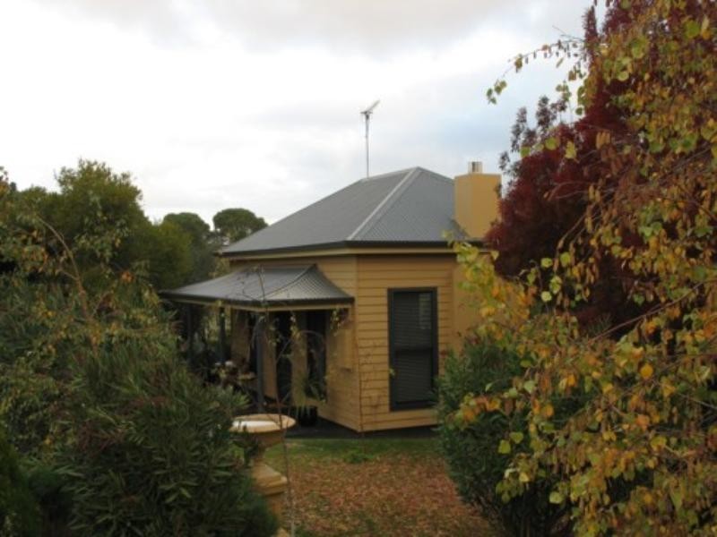 30 Ayers Street, Burra SA 5417