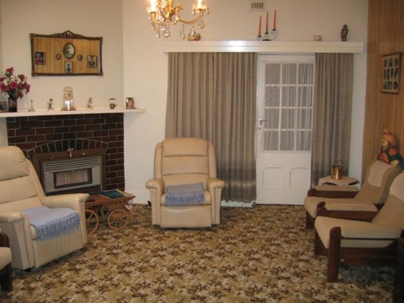 2 View Street, Burra SA 5417