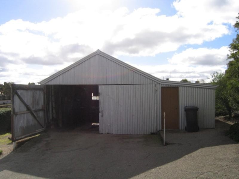 2 View Street, Burra SA 5417