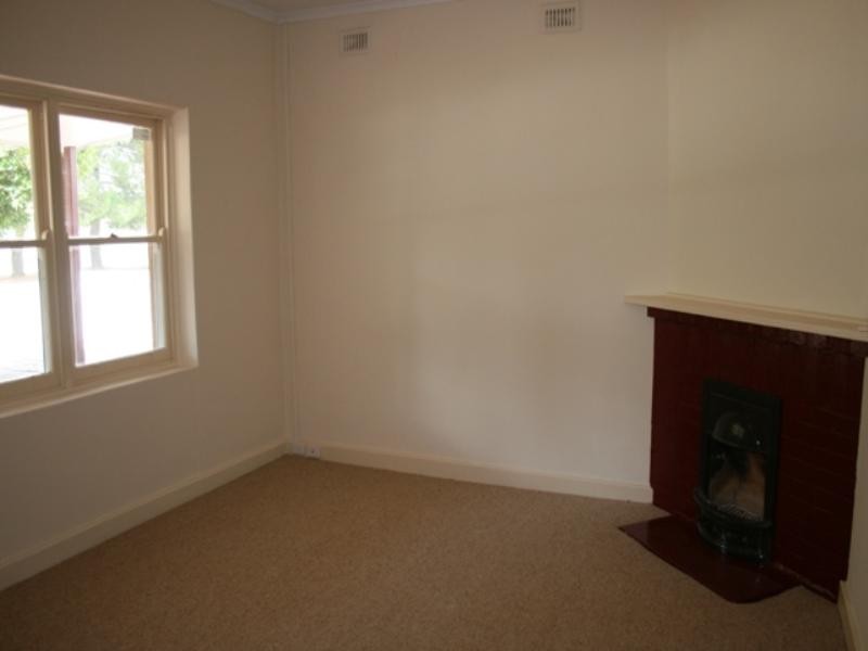 61 Railway Terrace West, Snowtown SA 5520