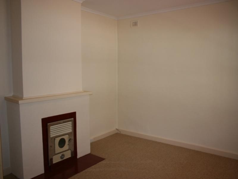 61 Railway Terrace West, Snowtown SA 5520