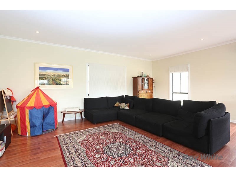 5 West Terrace, Clare SA 5453