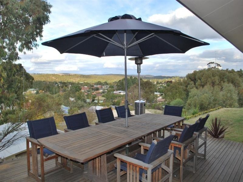 13 Michael Court, Clare SA 5453