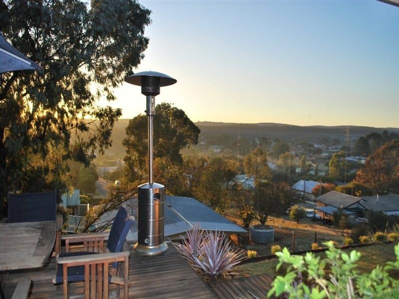 13 Michael Court, Clare SA 5453