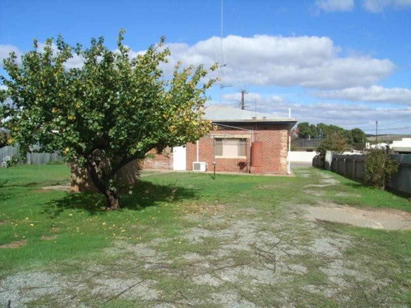 42 Government Road, Spalding SA 5454