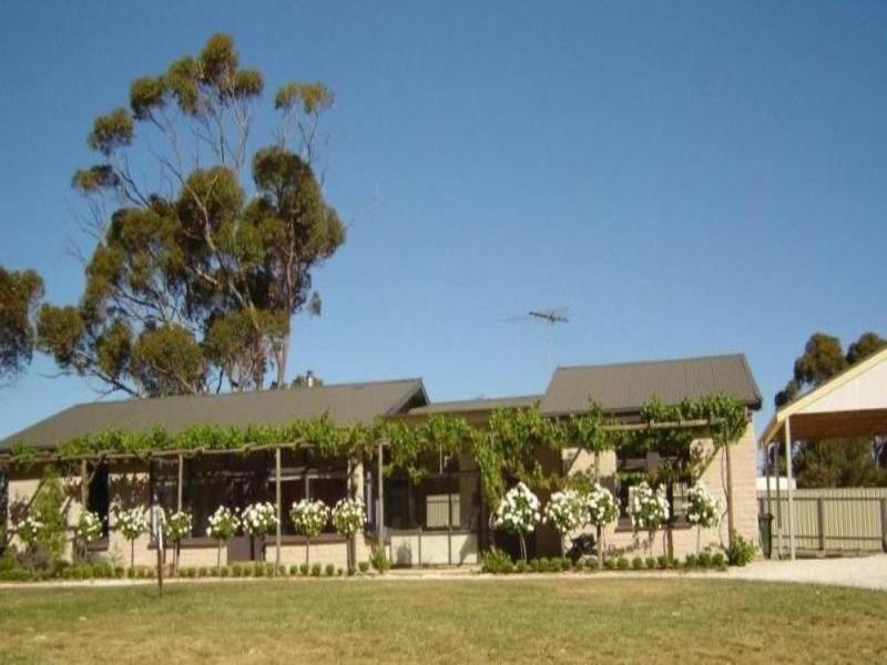 9 Kingston Terrace, Auburn SA 5451