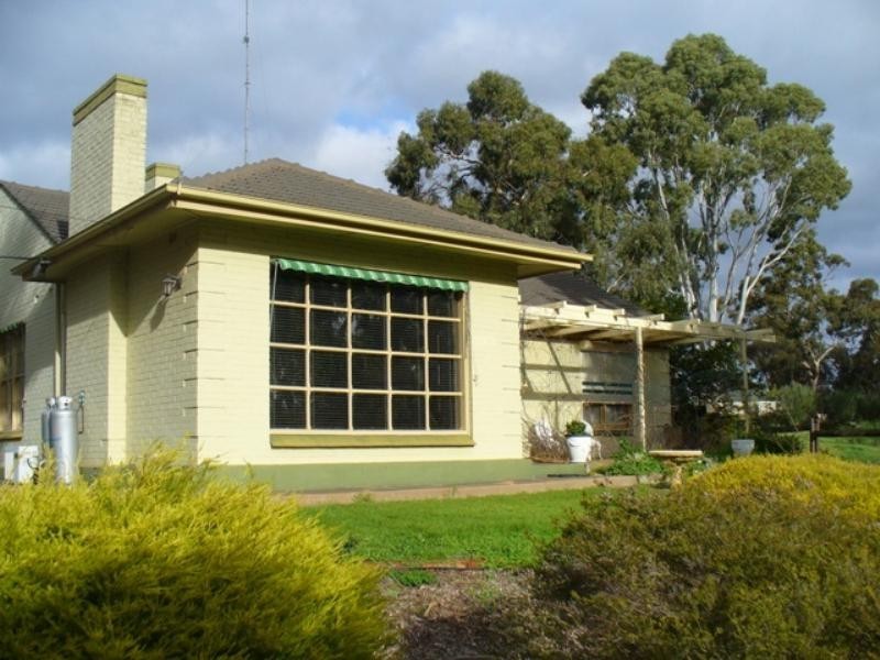 39 Farrell Flat, Clare SA 5453