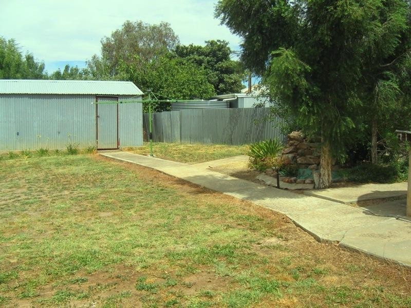 7 Pattullo Avenue, Clare SA 5453