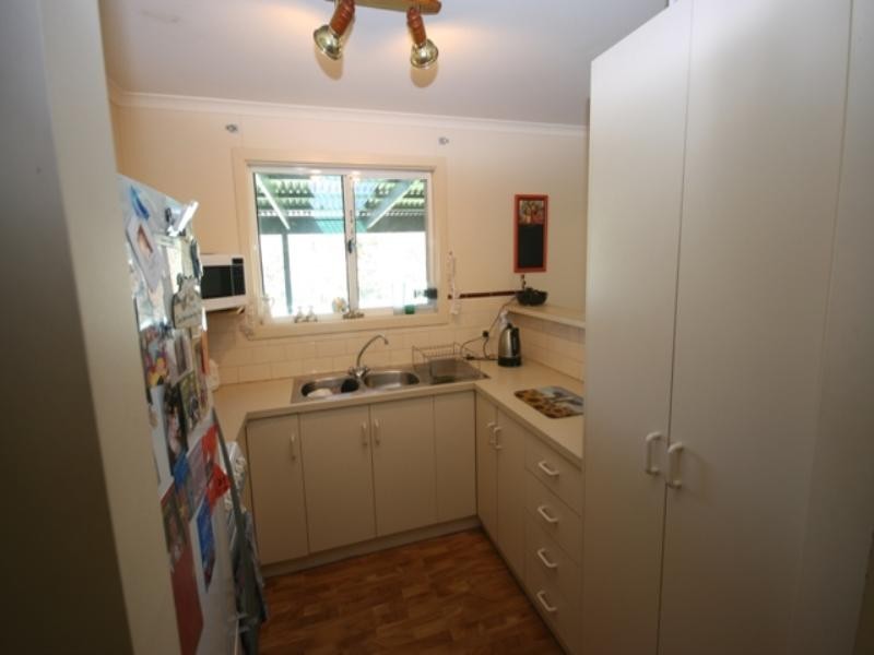 4 Kelly Street, Clare SA 5453