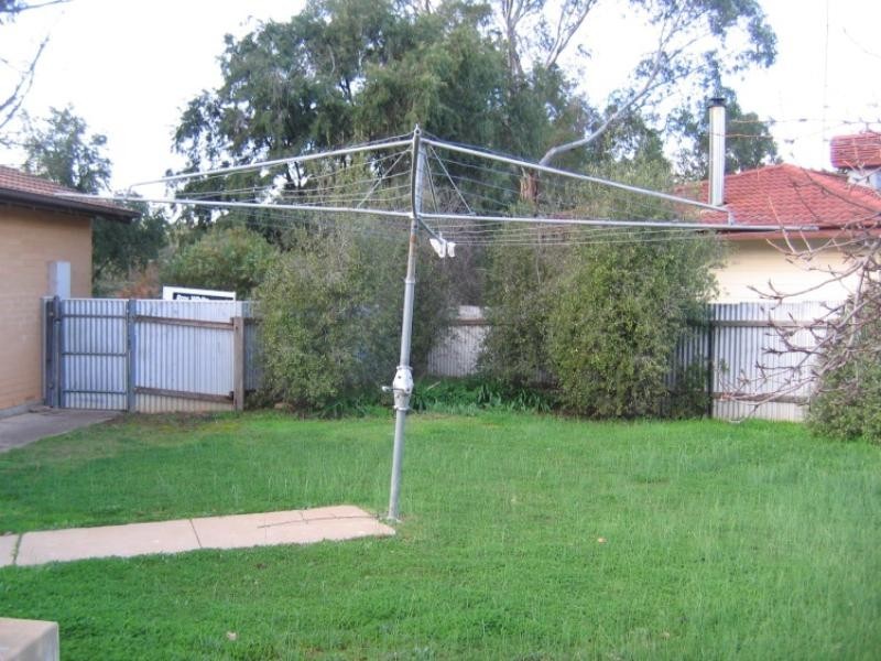 5 Phoenix Court, Clare SA 5453