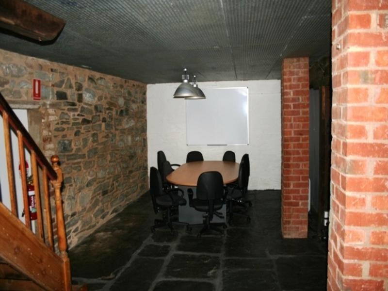 7-9 Commercial Street, Burra SA 5417