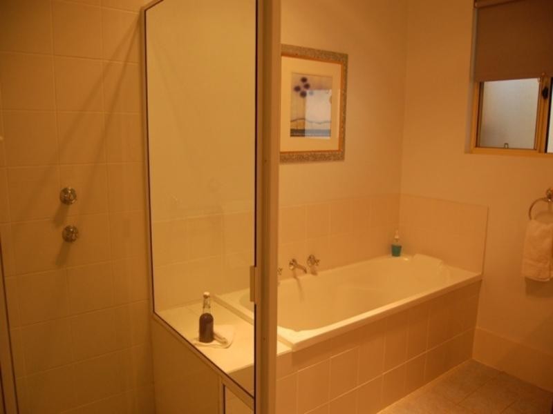 47 Victoria Road, Clare SA 5453