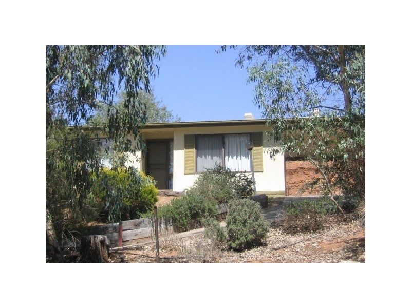 26 Strickland Street, Clare SA 5453