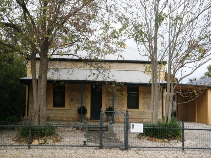 20 Gleeson Street, Clare SA 5453