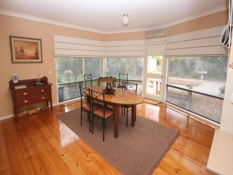 20 Gleeson Street, Clare SA 5453