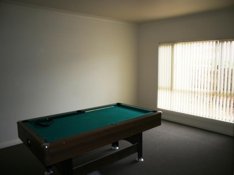 30 Trezise Way, Clare SA 5453