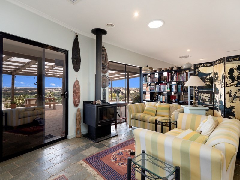 280 Basham Road, Clare SA 5453