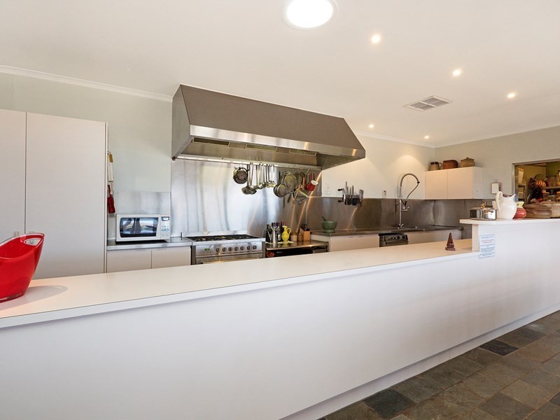 280 Basham Road, Clare SA 5453