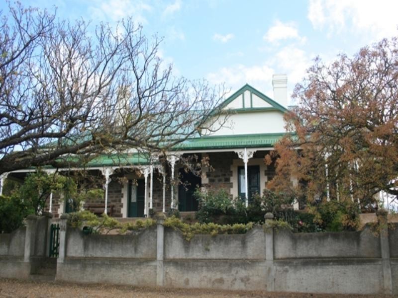 14 Kangaroo Street, Burra SA 5417