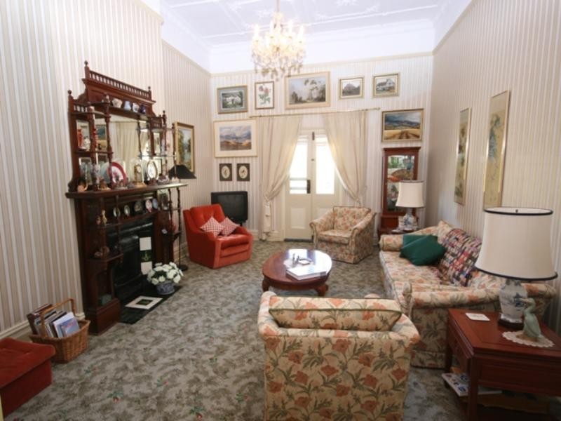 14 Kangaroo Street, Burra SA 5417