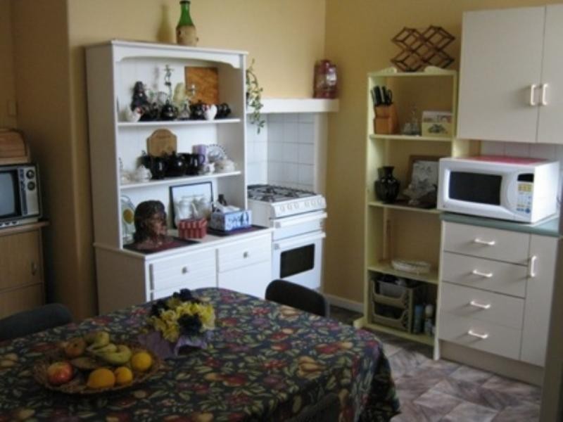 8-10 Giles, Crystal Brook SA 5523