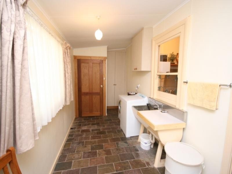 31 Main North Road, Auburn SA 5451