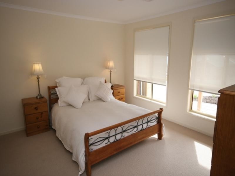 Lot 4 Trezise Way, Hanlins Rise, Clare SA 5453