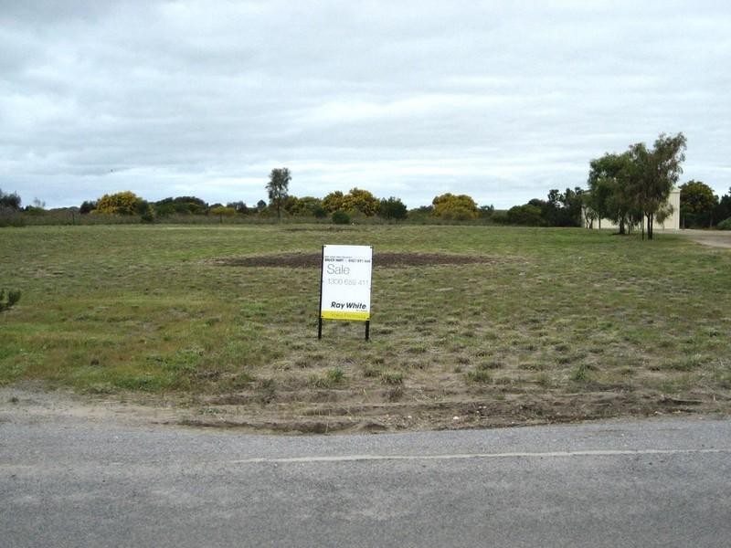 605 Black Point Drive, Black Point SA 5571