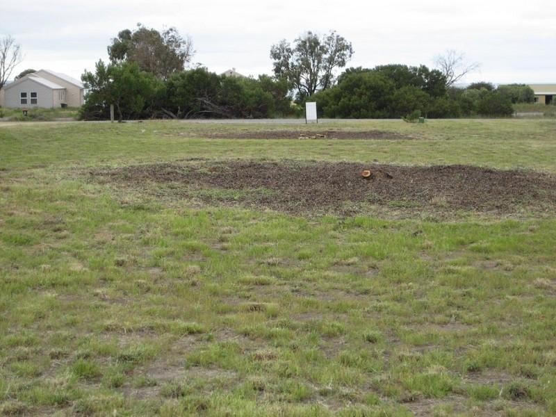 605 Black Point Drive, Black Point SA 5571