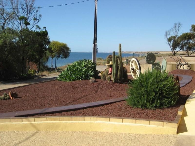 37 Chapman Road, Rogues Point SA 5571